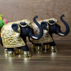 Nirmala - Adorno Decorativo Hecho a Mano con Acabado Dorado de Resina, Elefante Real, para Decoración de Mesa del Hogar, Regalos de Regreso, Rajasthan - Product Image 1
