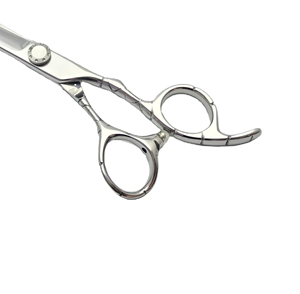Tijeras de Pelo de Acero Inoxidable de Alta Calidad con Hoja Recta y Punta Afilada - Product Image 3