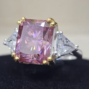 Anillo Original de Plata de Ley 925 a la moda, piedra preciosa de moissanita recubierta de rosa con corte radiante, ajuste de bisel de excelente calidad para bodas - Product Image 2
