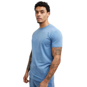 Camiseta de Manga Corta Azul Claro para Hombre, Corte Regular, 100% Algodón Jersey, Cuello Redondo, Color Liso, Tejido de Punto - Product Image 1