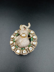 Amaira Jewels Luxury 925 Silver Unisex <b>Elephant</b> Brooches with Diamonds Micro Insert Green Inlay Wedding <b>Gift</b> Fine Jewellery - Product Image 4