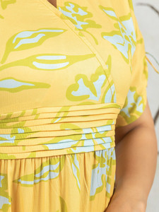 Vestido Midi de Manga Corta con Cuello en V, Estampado Floral Rosa, Logotipo Personalizado, Corte Ajustado y Evase, Vestido de Mujer para Fiestas y Eventos Festivos - Product Image 2