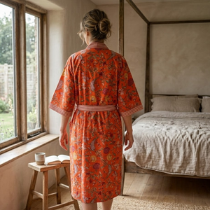 Robe Kimono en Coton Orange Durable pour Femme, Col en V, Manches Longues, Bordure Contrastante, 2 Poches, Faite à la Main, Longue Robe de Nuit et de Détente - Product Image 3