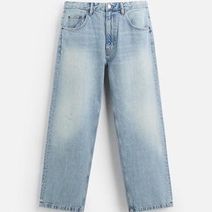 Pantalones de mezclilla vintage para hombre con efecto lavado y detalles de cuero, corte ajustado casual - Product Image 1