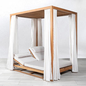 Cama de Jardín Moderna de Madera de Teca Ecológica y Duradera con Cojines Incluidos, Fabricante de Muebles de Lujo para Resorts y Piscinas - Product Image 1