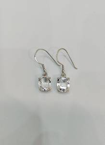 Pendientes Colgantes de Zafiro Blanco, Plata de Ley 925, Corte Cojín, Chapados en Oro, Hechos a Mano, Regalo de Aniversario para Mujer - Product Image 5