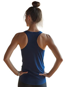 Fabricant de débardeurs sans manches pour femmes de la meilleure qualité, proposant des designs personnalisés OEM, des tissus extensibles et des quantités minimales de commande pour les acheteurs en gros. - Product Image 4