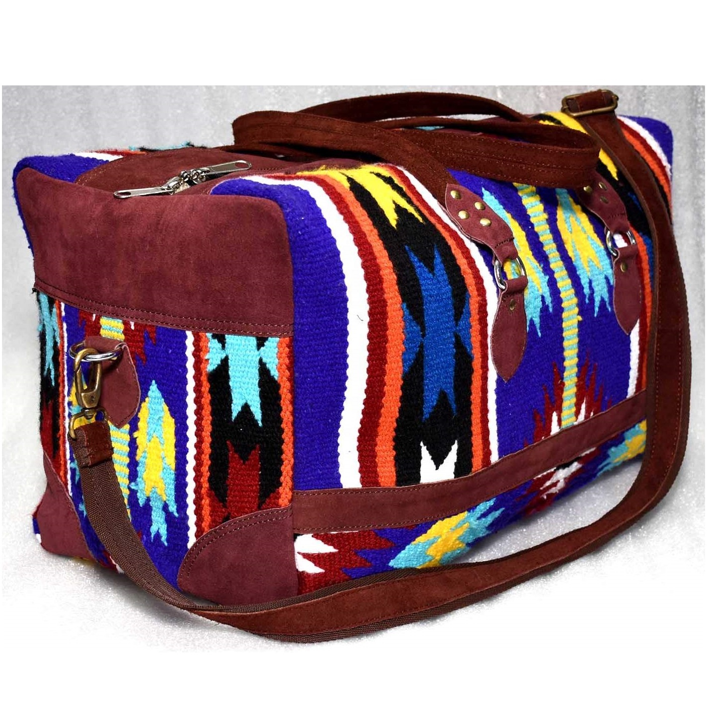 NAVAJO DESIGNTRAVEL BAG WITH SUEDE LEATHER DESIGN DOUBLE HANDLE/ WESTERN BLANKET DUFFLE TRAVELLER BAG