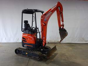 Mini-excavatrice Kubota KX040-4 d'occasion – Meilleure offre pour entrepreneurs et constructeurs – Achetez une machine compacte de haute qualité à vendre - Product Image 5