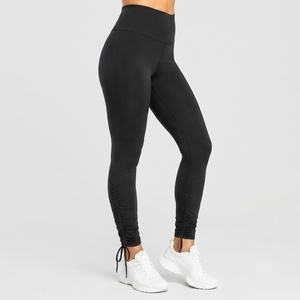 Leggings de sport pour femme taille haute froncés à la cheville, longueur intégrale, noirs unis, extensibles - Product Image 1