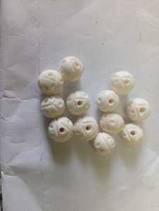 Cuentas Redondas Blancas de Hueso Talladas a Mano al por Mayor, Suministros para la Fabricación de Joyería Étnica Tribal, Proveedor Mayorista para Artesanos Globales - Product Image 5