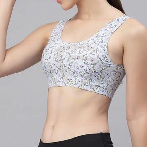 Soutien-gorge de sport à fort impact pour femme avec bretelles réglables, respirant, style simple pour la course et le yoga - Product Image 4