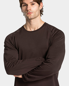 Camiseta Deportiva de Manga Larga para Hombre, Color Sólido, Corte Holgado, Marrón Oscuro, Elástica, Transpirable, para Entrenamiento - Product Image 3