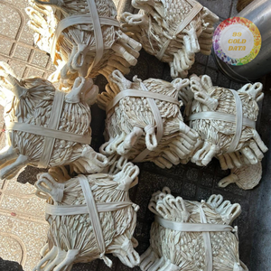 Éventail à main en bambou en gros |   Bambou brut 100% naturel |   Décoration et cadeau faits à la main au design moderne pour l'été et la remise des diplômes - CARYLN - Product Image 3