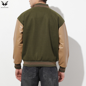 เสื้อแจ็คเก็ตวาร์ซิตี้แฟชั่นลำลองสำหรับผู้ชาย สีตัดกันแบบกำหนดเอง สินค้าขายดี คุณภาพเยี่ยม ให้ความอบอุ่นในฤดูหนาว - Product Image 3