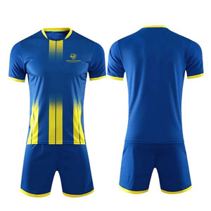Uniforme de Fútbol Transpirable de Calidad de Exportación 2026, Uniforme de Fútbol de Tela Suave para Deportes de Equipo y Juegos al Aire Libre - Product Image 1