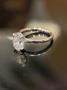 Anillo de Diamante Cultivado en Laboratorio, Corte Ovalado, Color D, Perforado con Láser, Oro Sólido de 4g, Certificado IGI, Moderno, para Mujer, Aniversario, Boda, Compromiso - Product Image 3