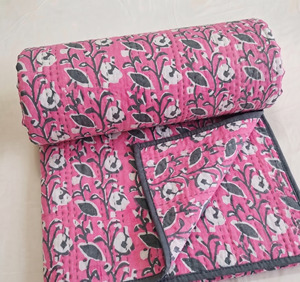Colcha Floral Rosa Hecha a Mano, Cubrecama Reversible de Algodón, Decoración del Hogar con Puntada Kantha Tradicional - Product Image 6