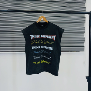 Camiseta Negra sin Mangas para Hombre Five B Think Different, Cuello Redondo, Algodón Jersey, Corte Casual, Logotipo Frontal con Estampado de Letras - Product Image 4