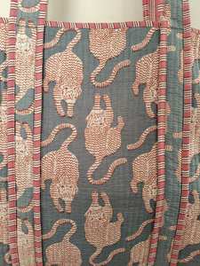 กระเป๋าใส่แล็ปท็อปสำหรับผู้หญิง ยี่ห้อ Shree Balajee Garments รุ่น T-1 Rajasthan ผ้าฝ้ายลายเสือสีดำ พร้อมสายสะพายไหล่และหูหิ้ว - Product Image 4