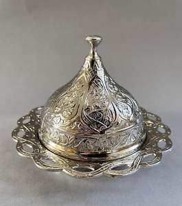 Motif Silver Colored Metal Sugar <b>Bowl</b> <b>With</b> <b>Lid</b> Engraved Arabic Vessel Covered Dish For Wedding And Home Decor - Product Image 2