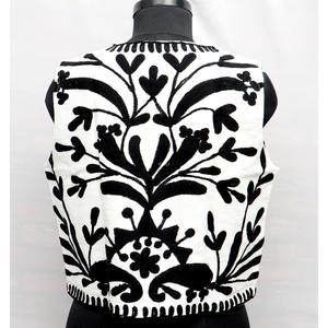 <b>Women's</b> Bohemian Sleeveless Cotton Duck Vest White Black Floral Printed Eco-Friendly Breathable Top Short V-neck <b>Waistcoat</b> - Product Image 6