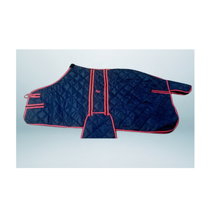 Alfombra de caballo ligera de 200g con acolchado de diamantes Encuadernación roja/blanca Concha de polialgodón Forro de nailon Relleno estable-Rojo/Blanco Disponible - Product Image 1