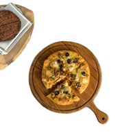 Planche en bois antidérapante tendance de 14 pouces x 10,5 pouces x 0,6 pouces d'épaisseur pour servir et couper les pizzas, lavable au lave-vaisselle avec poignée pratique
