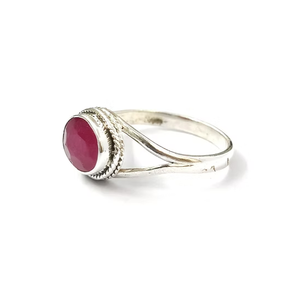 Beautiful 925 Sterling Silver Ring with Oval Red Ruby Stone Simple Split Band Design for Everyday Wear - Product Image 4