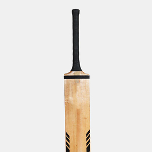 Bate de críquet de madera de la mejor calidad y más vendido, hecho en fábrica, tamaño adulto, duradero y ecológico. - Product Image 5