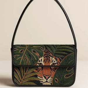 Bolsos de mano bordados con cuentas, hechos a mano, a la moda, para mujer, bolsos personalizados con cadena, nuevo diseño especial. - Product Image 1