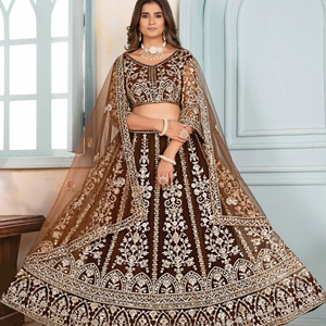 Ramdev Trading - Lehenga Choli Tradicional para Mujer, Intrincadamente Bordado, Material de Red de Mariposa, Materiales Reciclados, Tonos Vibrantes - Product Image 1