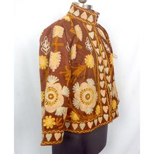 Veste en cotisse 100% coton brodée à la main, unique, pour femme, manches longues, col mandarin, respirante, idéale pour l'automne - Product Image 4