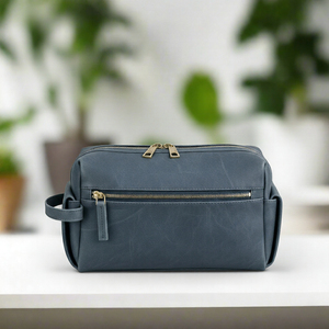 Minimalist Leather Toiletry Bag Rectangle Shape <b>Portable</b> Brass Zipper Bathroom Storage Bag for Toiletries 1-3L Capacity - Product Image 4