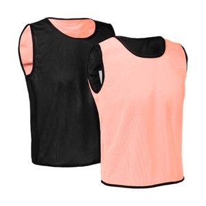 <b>Red</b> Blue Reversible Soccer Training Bibs Double Layer Polyester Mesh Breathable Comfortable Team Athletic Soccer Wear - Product Image 3