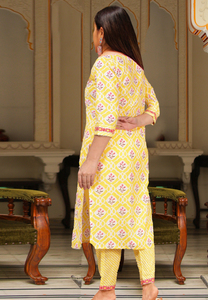 Lehariya Kurti <b>Pant</b> Dupatta Set Cotton Floral Embroidered Yellow Round Neck <b>Three</b> <b>Quarter</b> Sleeve Plus Size Women Wholesale - Product Image 4