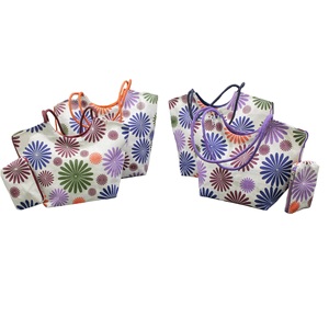 Bolso de mano de arpillera con estampado floral de diseñador, bolsa colgante con cremallera, asa de cuerda, bolso de playa de yute para niñas, con tarjetero/lote de monedas laminado en PP - Product Image 2