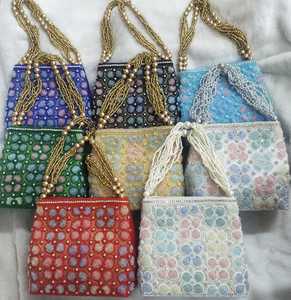 Bolso de Mano de Satén con Cuentas Hecho a Mano de Lujo, con Piedras Multicolores, para Mujer, para Fiestas Nocturnas, de Diseñador, con Perlas, para Bodas - Product Image 3