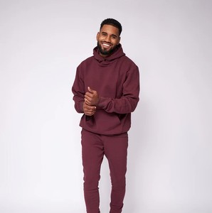 <b>Men's</b> <b>Burgundy</b> Hooded Sweatshirt Regular Fit Fleece Solid Color Casual Autumn Wear - Product Image 2