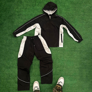 Factory rate Custom Breathable Windbreaker Jacket Two Piece Set Outfit OEM Wholesale Waterproof <b>Tracksuits</b> for Men Use - Product Image 4