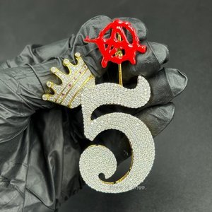 Colgante Personalizado con el Número 5 de la Suerte, Plata de Ley 925, con Inicial en Forma de Corona, Estilo Hip Hop para Hombre - Product Image 1