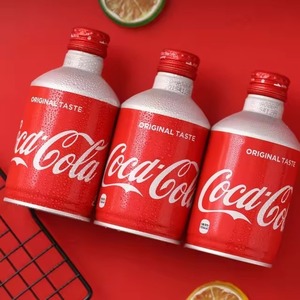 Precio competitivo Coca Cola Japón 300ml Bebida gaseosa japonesa auténtica Bebida refrescante más vendida - Product Image 4