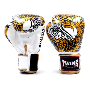 ถุงมือชกมวยรุ่นล่าสุดแบบคู่หนึ่ง หนังวัวแท้ ยี่ห้อ Twins สำหรับการฝึกซ้อมชกมวย อุปกรณ์กีฬา MMA - Product Image 4