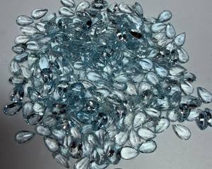 Cabujón facetado de aguamarina natural AAA+++ con corte esmeralda en forma de pera de 8x5 mm |   Piedra Preciosa de Aguamarina Azul Suelta para Joyería y Venta al por Mayor - Product Image 4