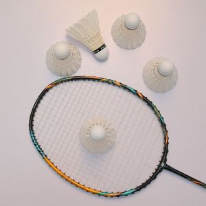 Volants de badminton Vina-Star professionnels de niveau tournoi en plumes d'oie, tête en liège PU, écologiques, durables et légers, vente en gros - Product Image 2