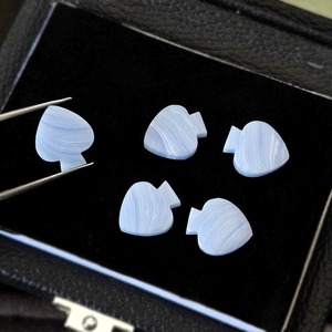 Blue Lace Agate Spade Shape Loose Gemstone 13x15 mm Polished Stone Hand Carved DIY for Jewelry Making Accessories - Product Image 2