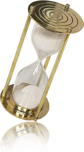 Sablier vintage doré avec cadre métallique décoratif et verre, idéal pour le bureau, la décoration intérieure et comme cadeau - Product Image 6