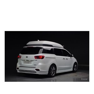 2019 para Kia Carnival High Limousine de 9 plazas, cámara trasera, transmisión automática, emisiones Euro V, diésel, asientos de cuero, volante a la izquierda - Product Image 2