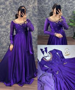 Kurti en coton et soie Rangoli fantaisie, brodé à la main, avec dupatta, pour tenue de fête, séchage rapide, prix de gros, vêtement ethnique, violet - Product Image 6