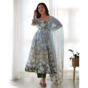 Vestido Anarkali de diseñador con Pent y Dupatta Modest Wedding Party Wear - Product Image 3